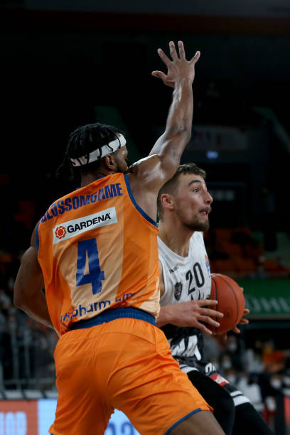 帮助球队实 帮助球队实