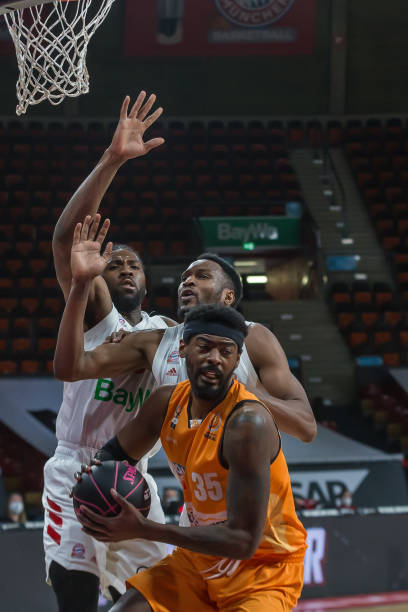 战术多变 战术多变