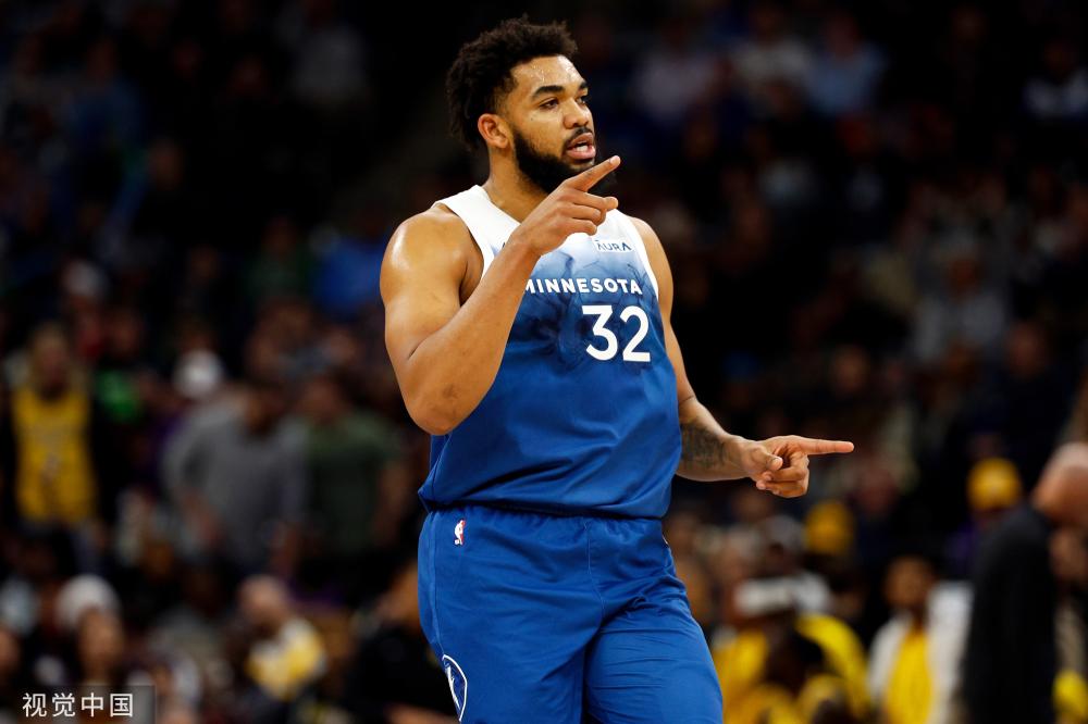 作为在国际 作为在国际